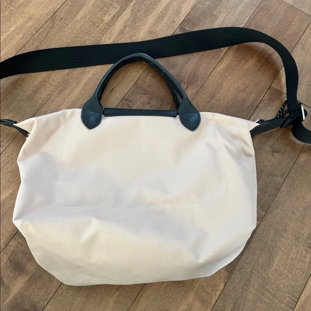 Longchamp medium tote with crossbody strap - Picture 2 of 4